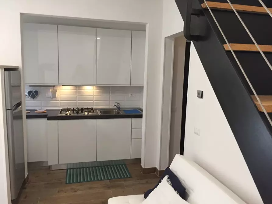 Immagine 3 di Appartamento in affitto  a Rosignano Marittimo