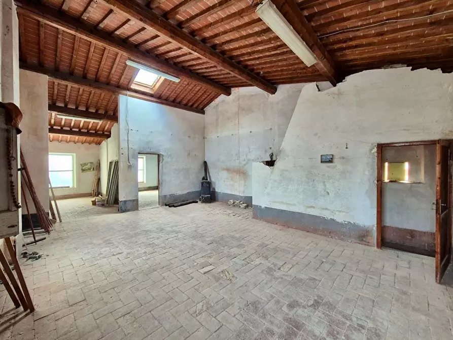 Immagine 7 di Rustico / casale in vendita  a San Giuliano Terme