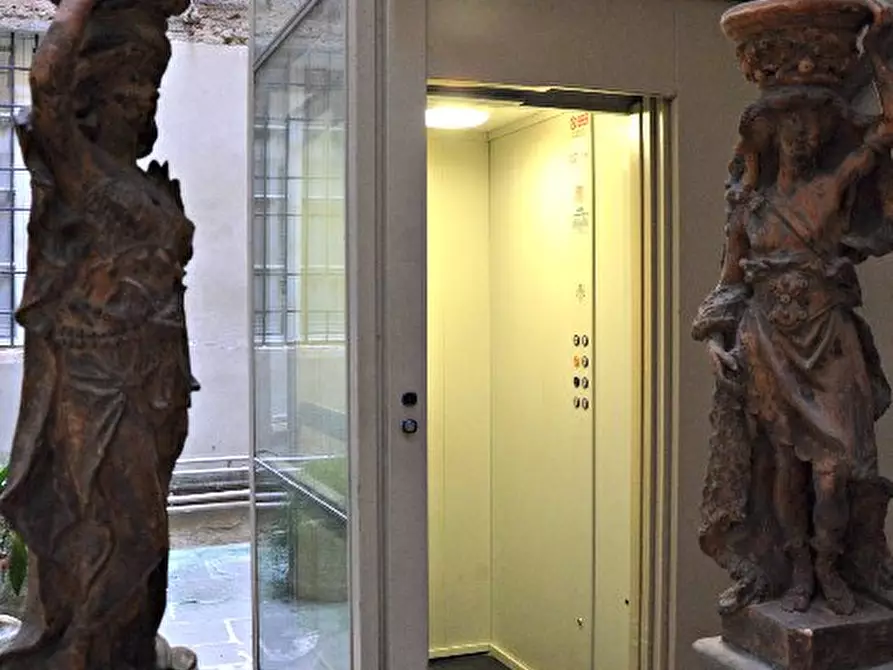 Immagine 3 di Appartamento in vendita  a Pisa