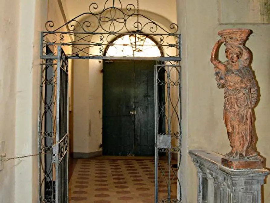 Immagine 26 di Appartamento in vendita  a Pisa