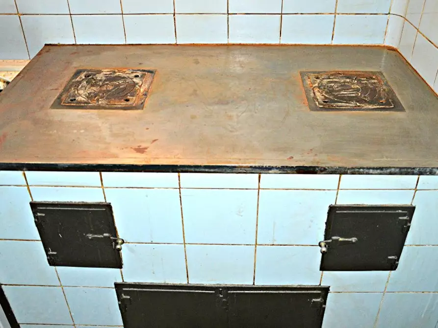 Immagine 22 di Appartamento in vendita  a Pisa