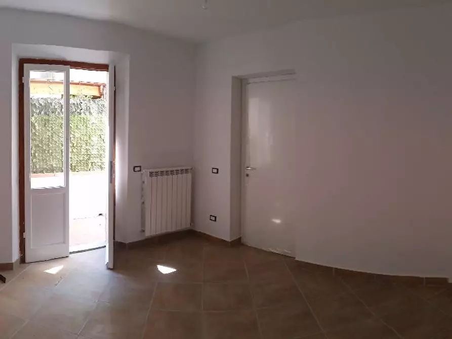 Immagine 4 di Appartamento in vendita  a Cascina