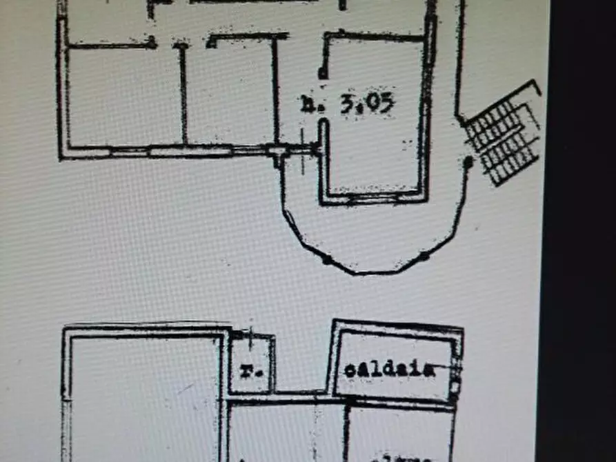 Immagine 2 di Villa in vendita  a Carrara