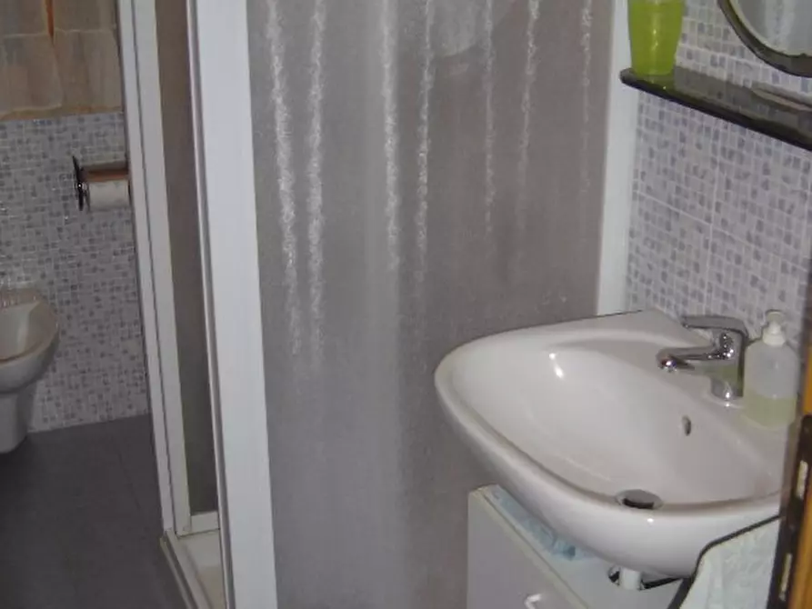 Immagine 4 di Appartamento in affitto  a Rosignano Marittimo