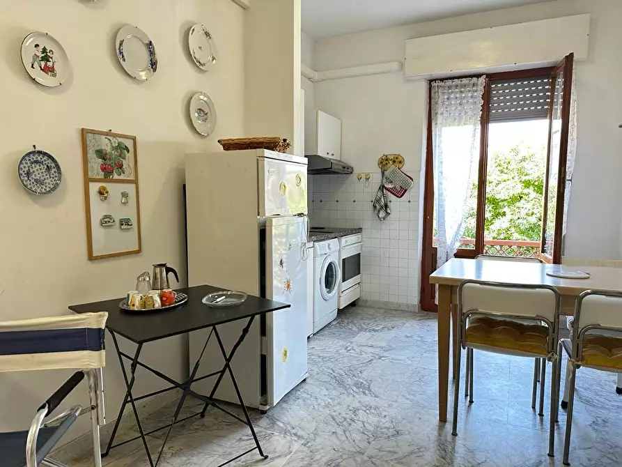 Immagine 7 di Appartamento in vendita  a Ameglia