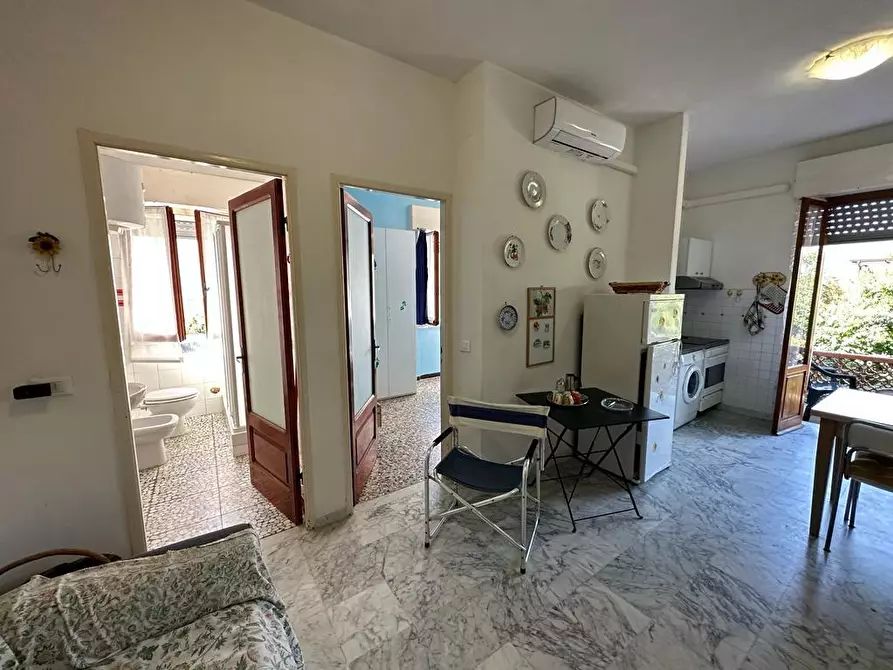 Immagine 20 di Appartamento in vendita  a Ameglia