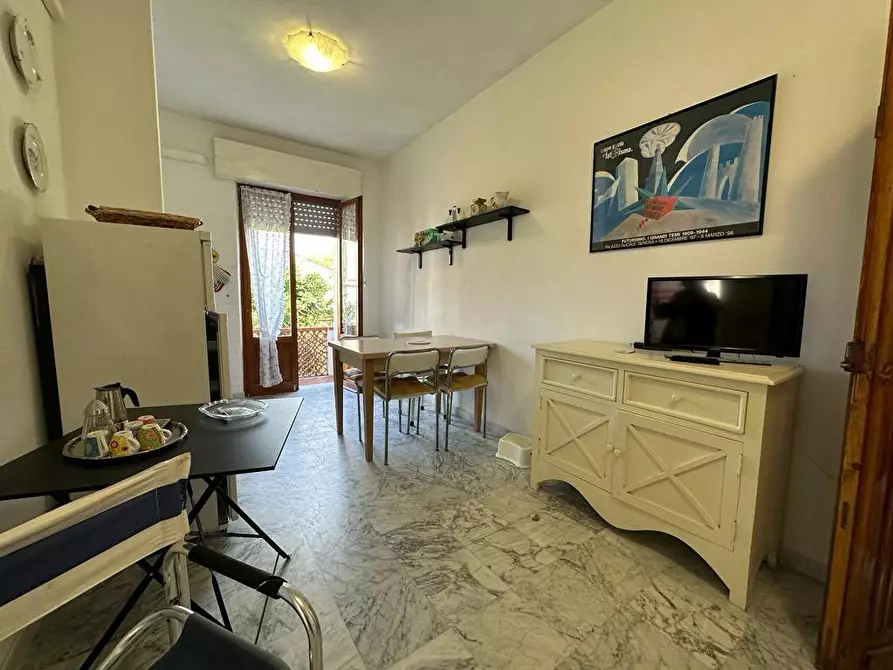 Immagine 9 di Appartamento in vendita  a Ameglia