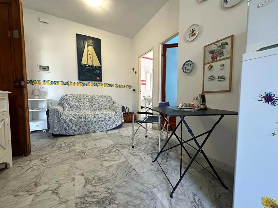 Immagine 12 di Appartamento in vendita  a Ameglia