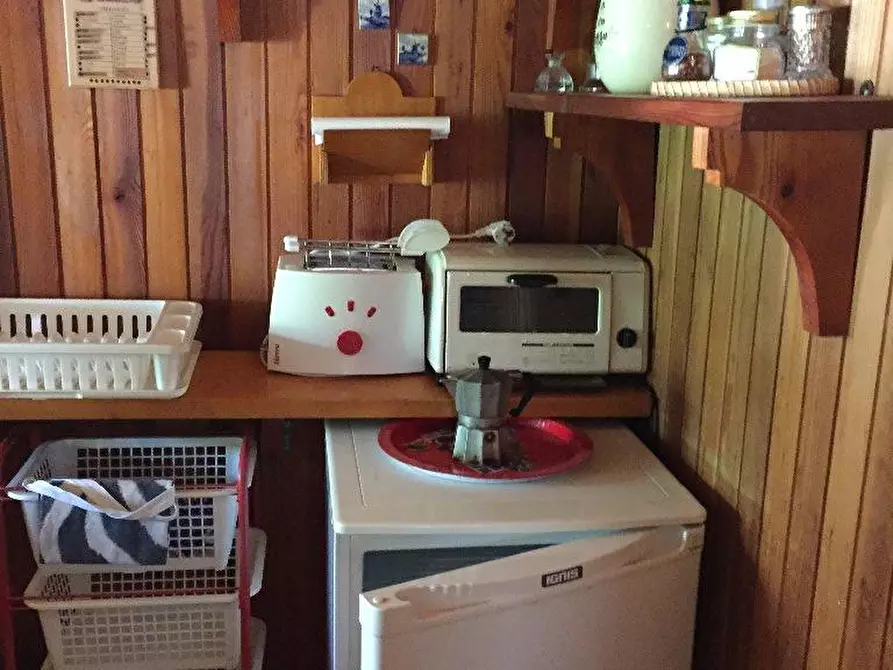 Immagine 3 di Bungalow in affitto  a Massa