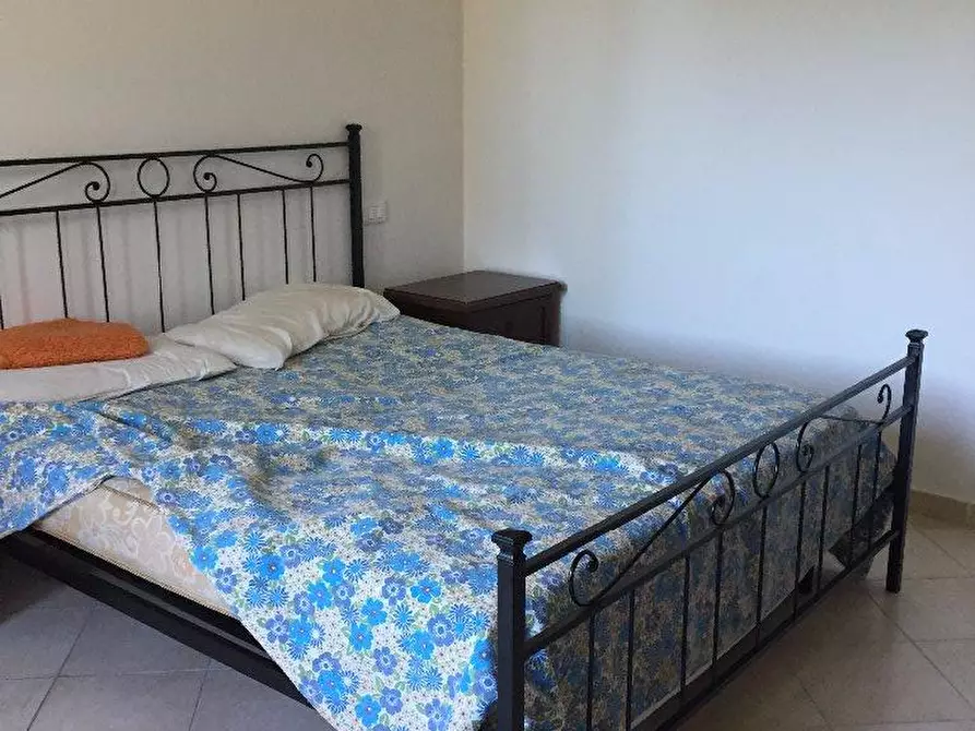 Immagine 2 di Casa indipendente in affitto  a Massa