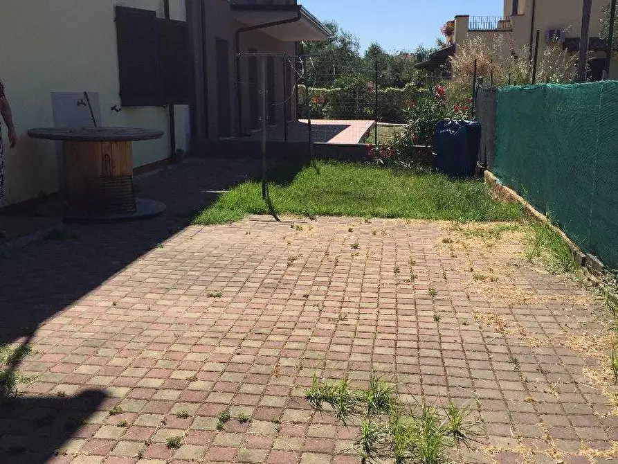 Immagine 3 di Casa indipendente in affitto  a Massa