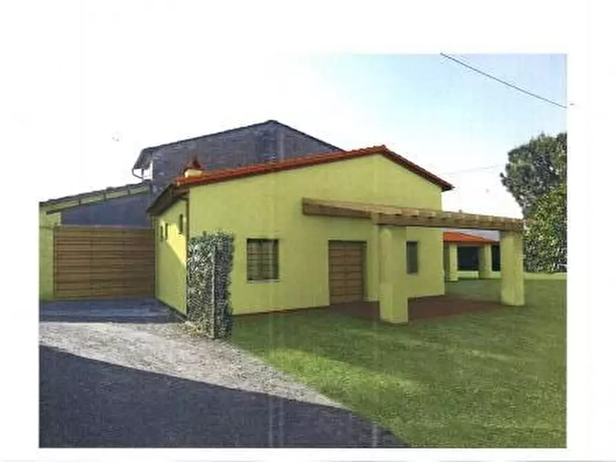 Immagine 2 di Rustico / casale in vendita  a Capannori