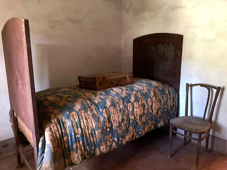 Immagine 30 di Rustico / casale in vendita  a Lucca