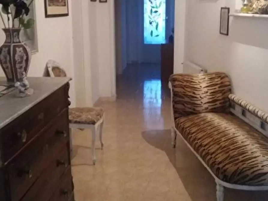 Immagine 8 di Mansarda in vendita  a Carrara