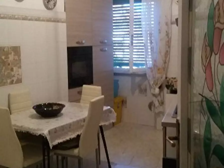 Immagine 10 di Mansarda in vendita  a Carrara