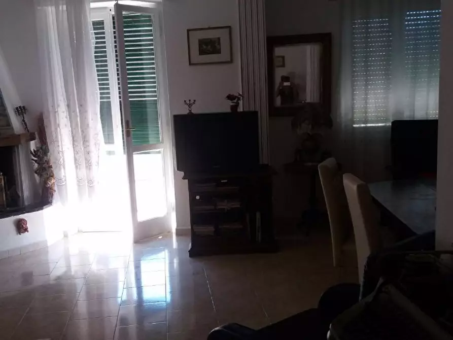 Immagine 12 di Mansarda in vendita  a Carrara