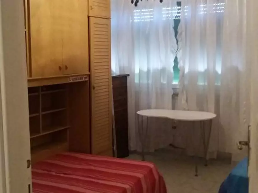 Immagine 2 di Mansarda in vendita  a Carrara