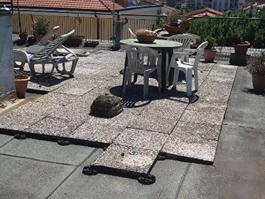 Immagine 9 di Mansarda in vendita  a Carrara