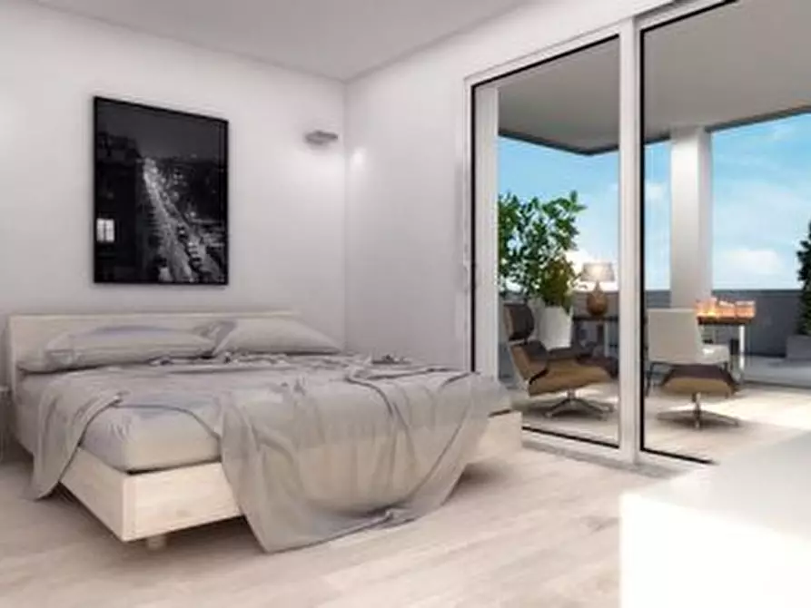 Immagine 5 di Mansarda in vendita  a Massa