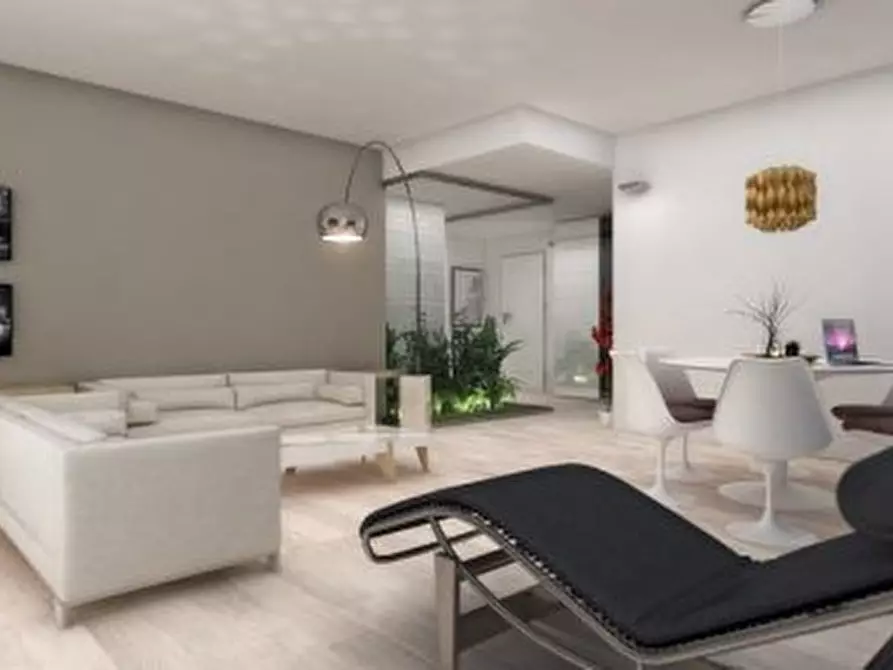 Immagine 3 di Mansarda in vendita  a Massa