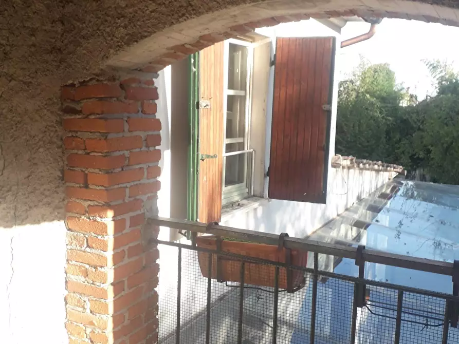 Immagine 28 di Casa colonica in vendita  a Pietrasanta
