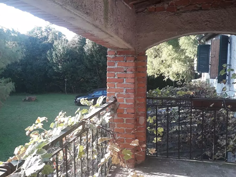 Immagine 22 di Casa colonica in vendita  a Pietrasanta