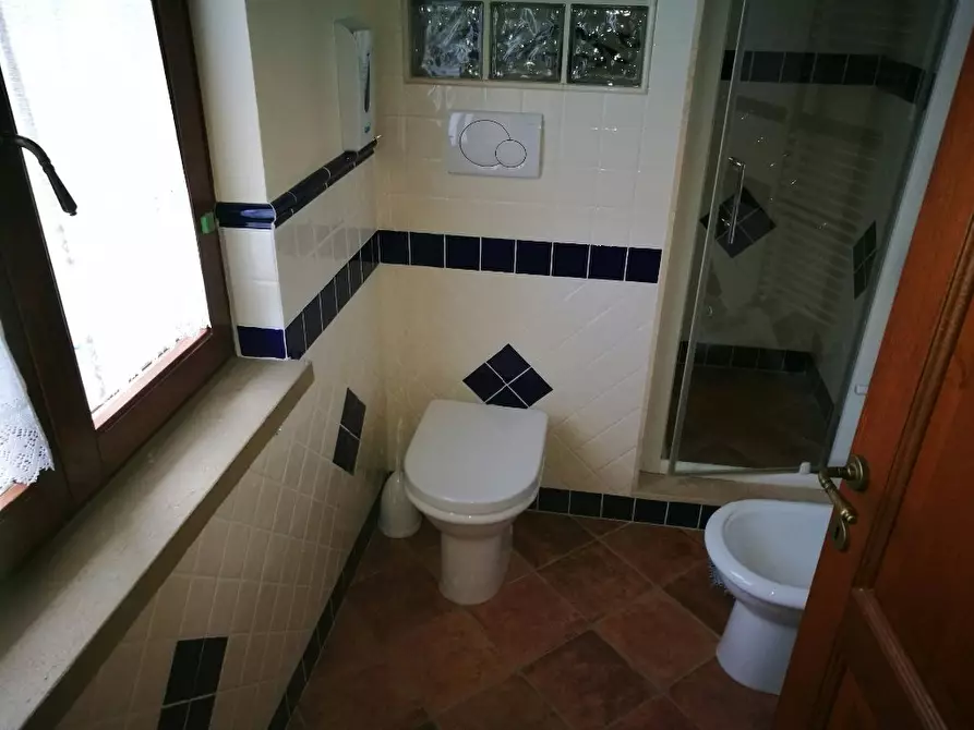 Immagine 10 di Villa in vendita  a Rosignano Marittimo