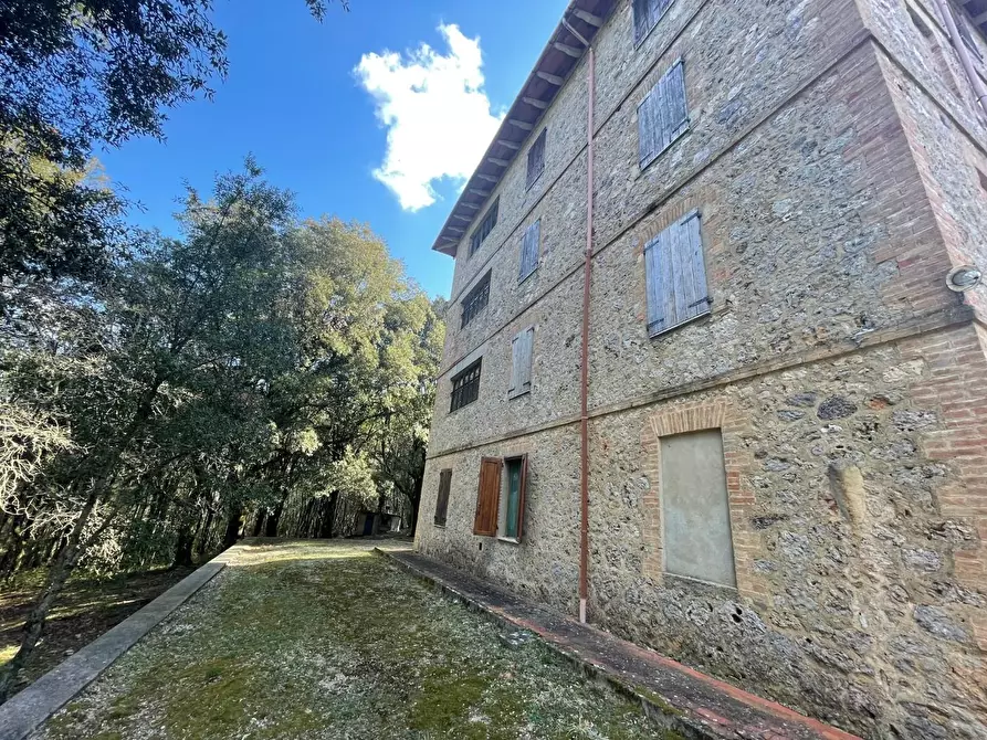 Immagine 2 di Porzione di casa in vendita  a Sovicille