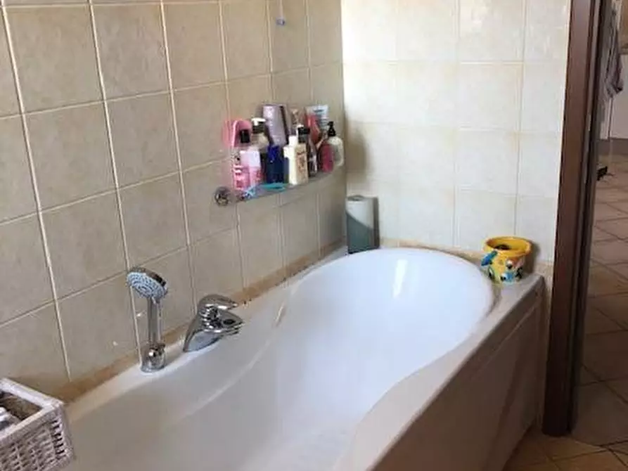 Immagine 11 di Mansarda in vendita  a Empoli