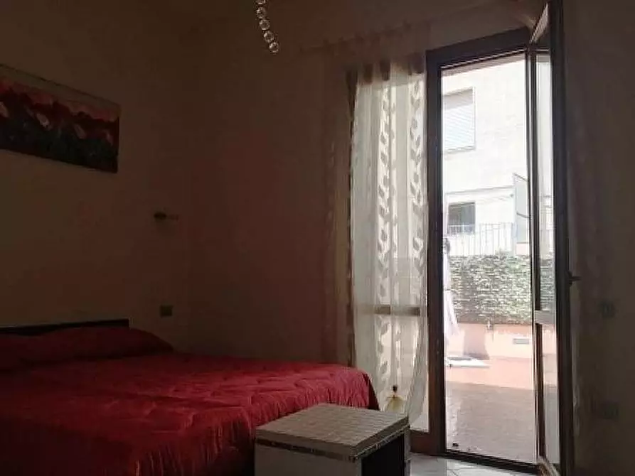 Immagine 10 di Appartamento in vendita  a Santa Maria A Monte