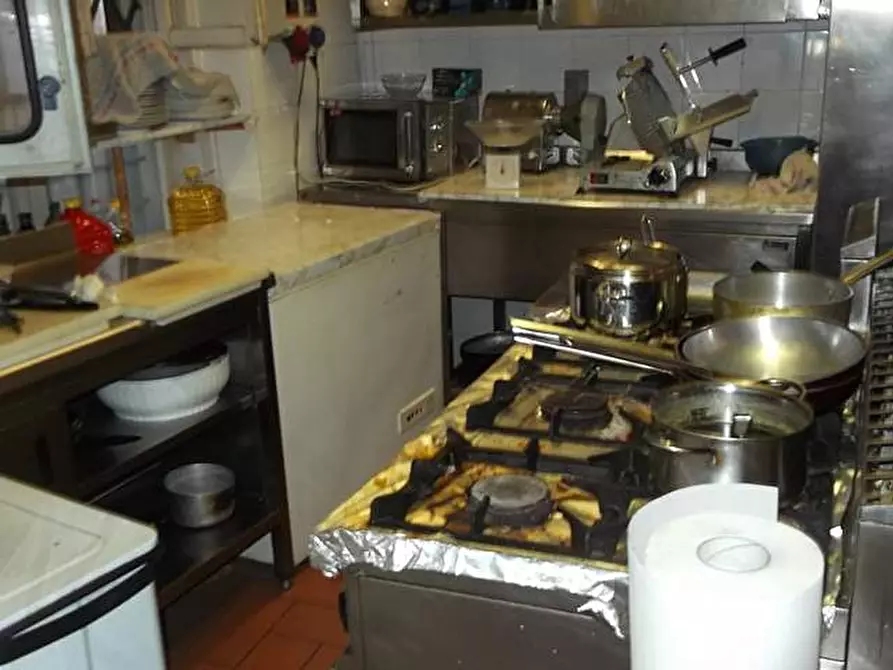 Immagine 3 di Bar / Ristorante in vendita  a Porcari