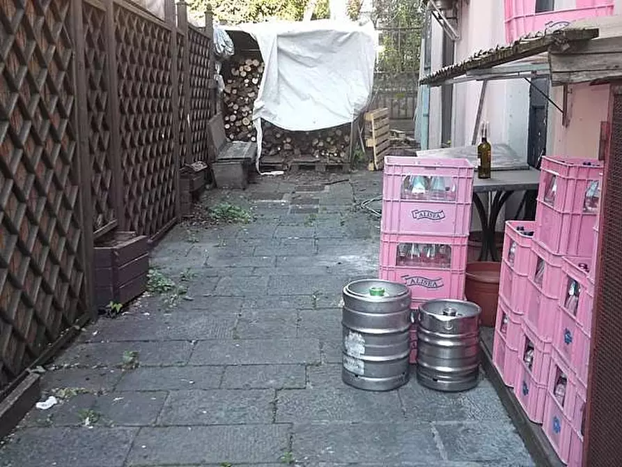 Immagine 8 di Bar / Ristorante in vendita  a Porcari