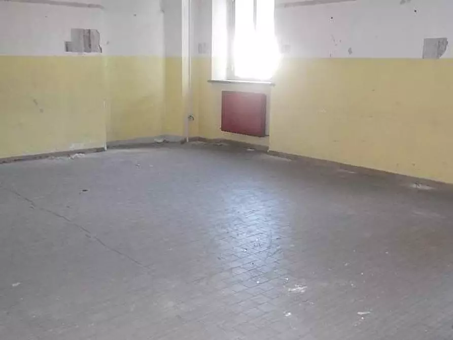 Immagine 6 di Palazzo in vendita  a San Giuliano Terme