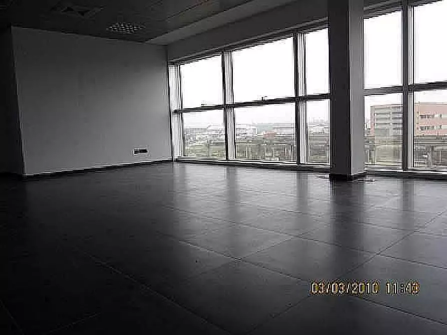 Immagine 5 di Ufficio in vendita  a Pisa