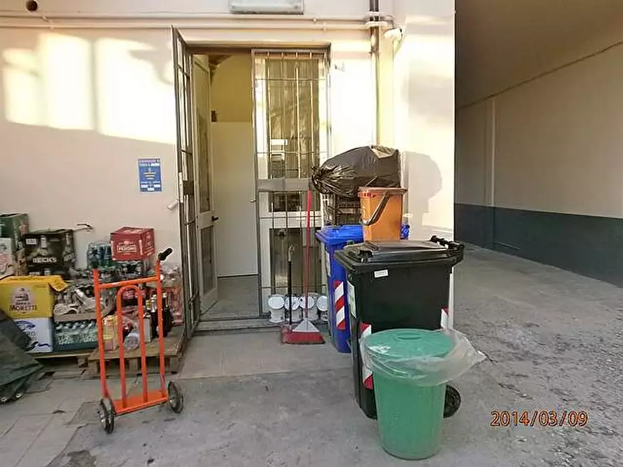 Immagine 7 di Bar / Ristorante in vendita  a Cascina