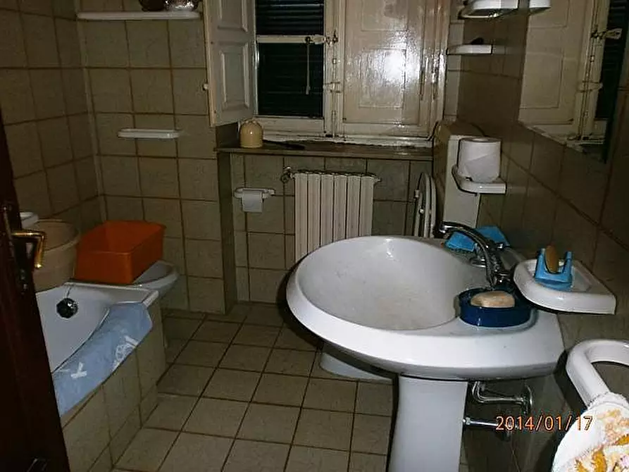 Immagine 12 di Terratetto in vendita  a Lucca