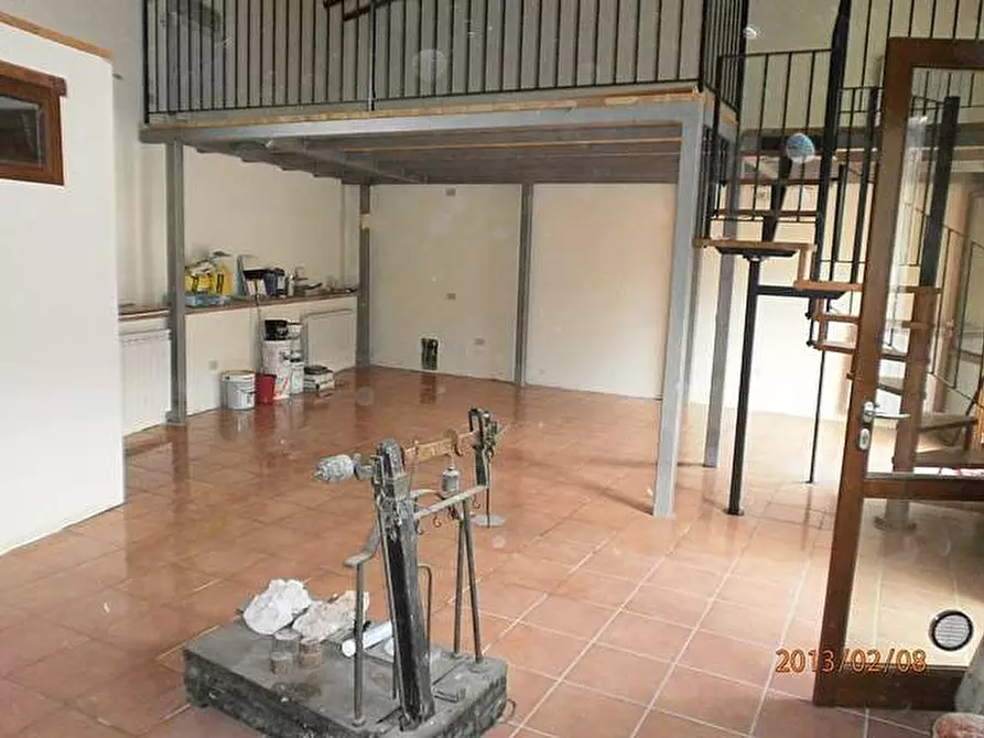 Immagine 1 di Loft/Open space in vendita  a Pisa