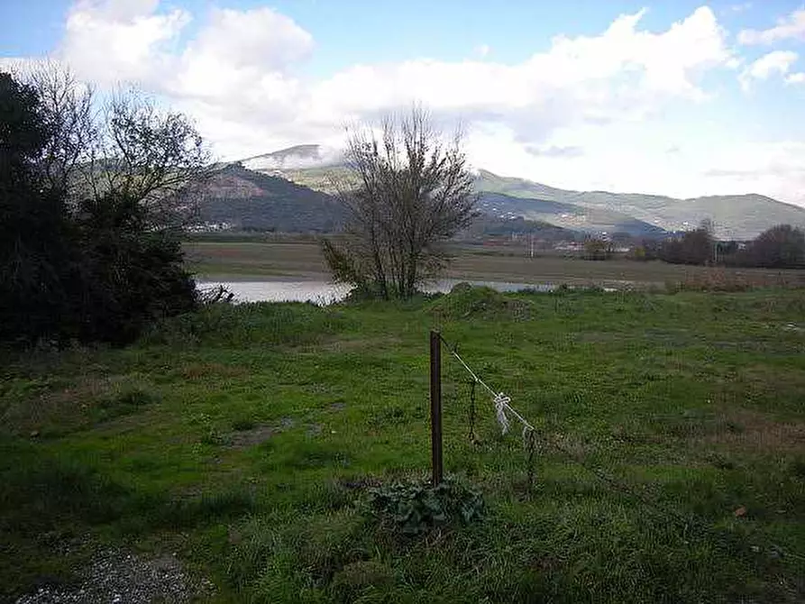 Immagine 2 di Rustico / casale in vendita  a Calcinaia