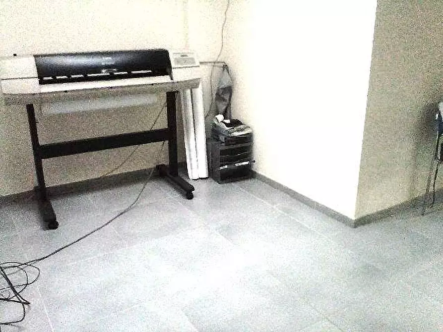 Immagine 2 di Ufficio in vendita  a Pisa