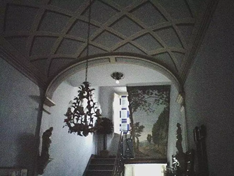 Immagine 8 di Villa in vendita  a San Giuliano Terme