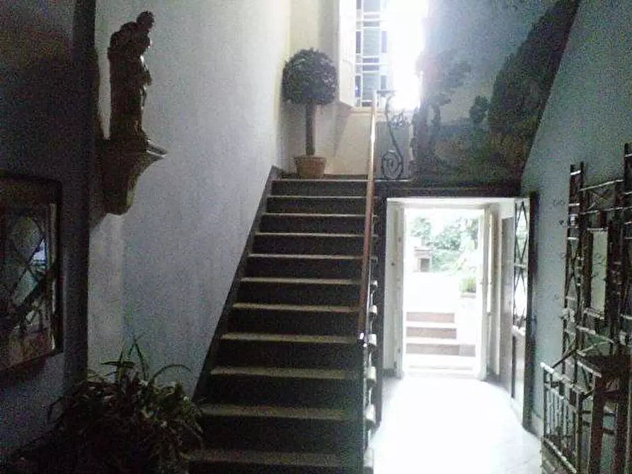 Immagine 9 di Villa in vendita  a San Giuliano Terme