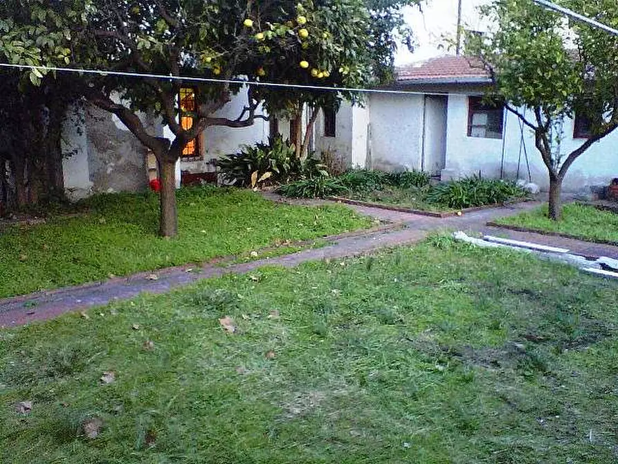 Immagine 4 di Villa in vendita  a San Giuliano Terme