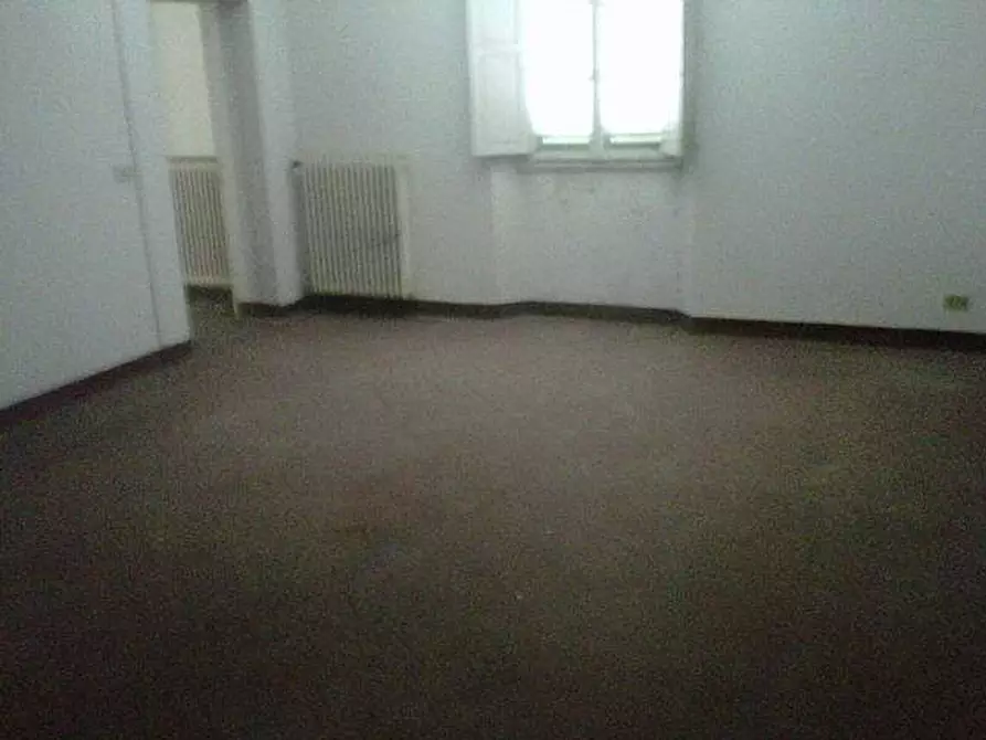 Immagine 4 di Palazzo in vendita  a Castelfranco Di Sotto