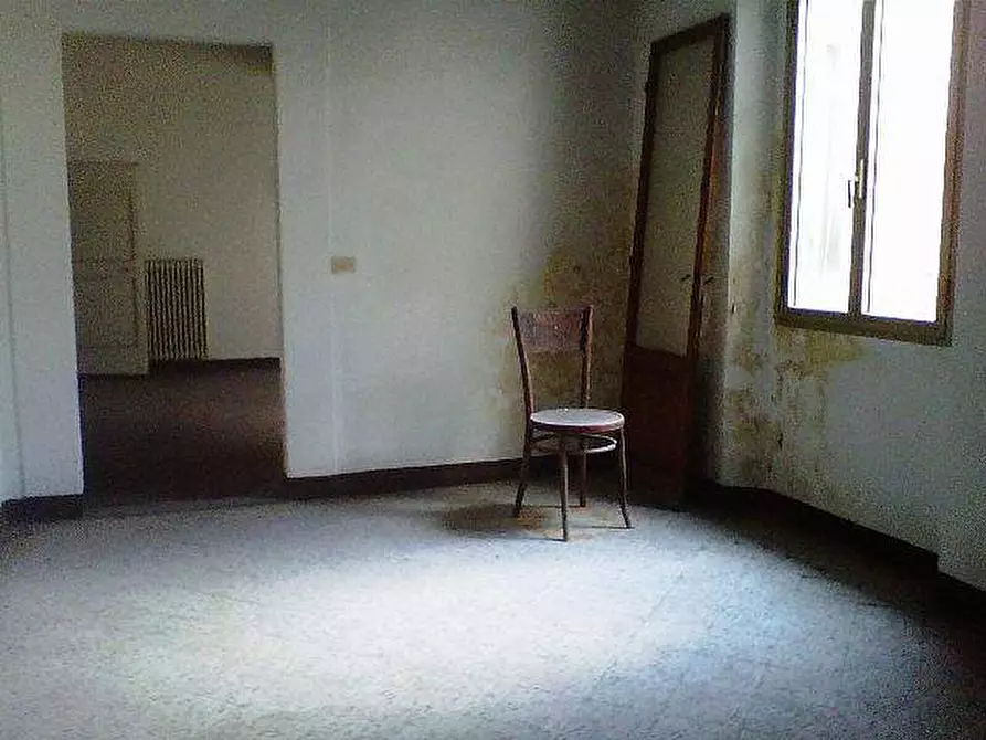 Immagine 2 di Palazzo in vendita  a Castelfranco Di Sotto