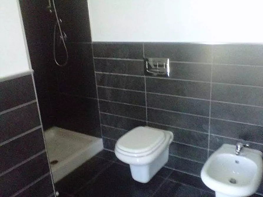 Immagine 5 di Ufficio in vendita  a Pisa