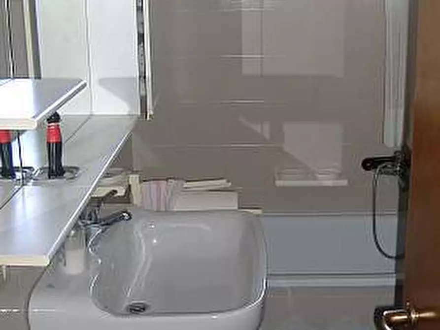 Immagine 3 di Villetta a schiera in vendita  a Pontedera