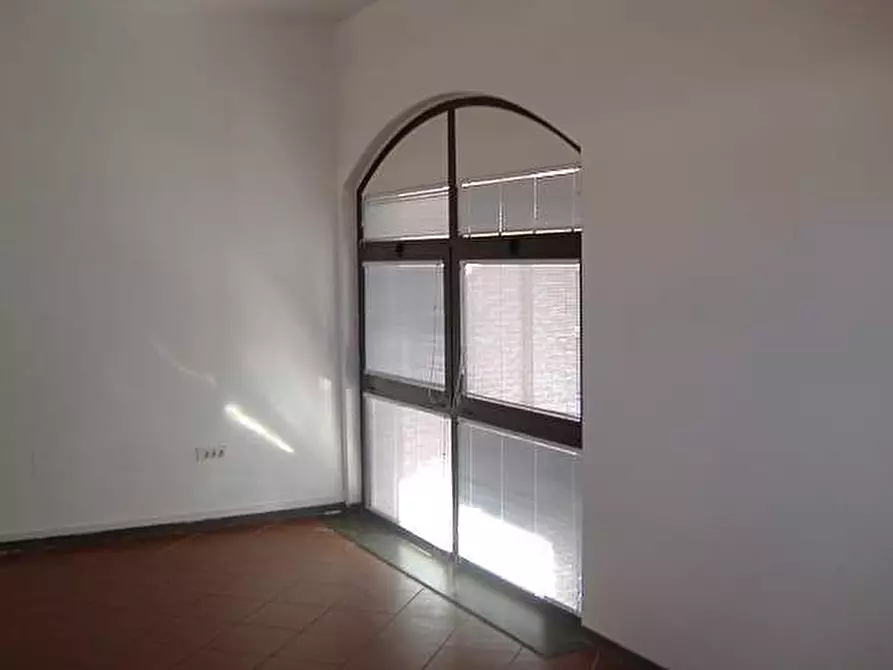 Immagine 5 di Ufficio in affitto  a Pisa