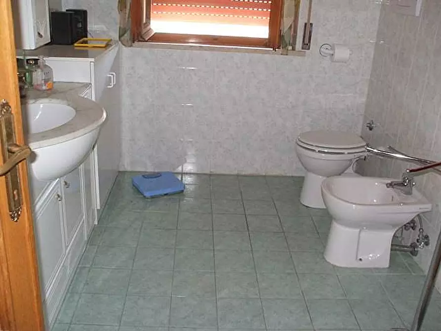 Immagine 15 di Casa indipendente in vendita  a Pisa