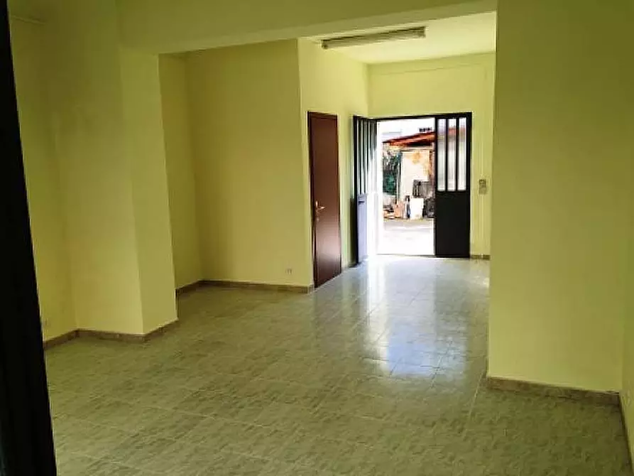 Immagine 2 di Locale commerciale in vendita  a Castelfranco Di Sotto