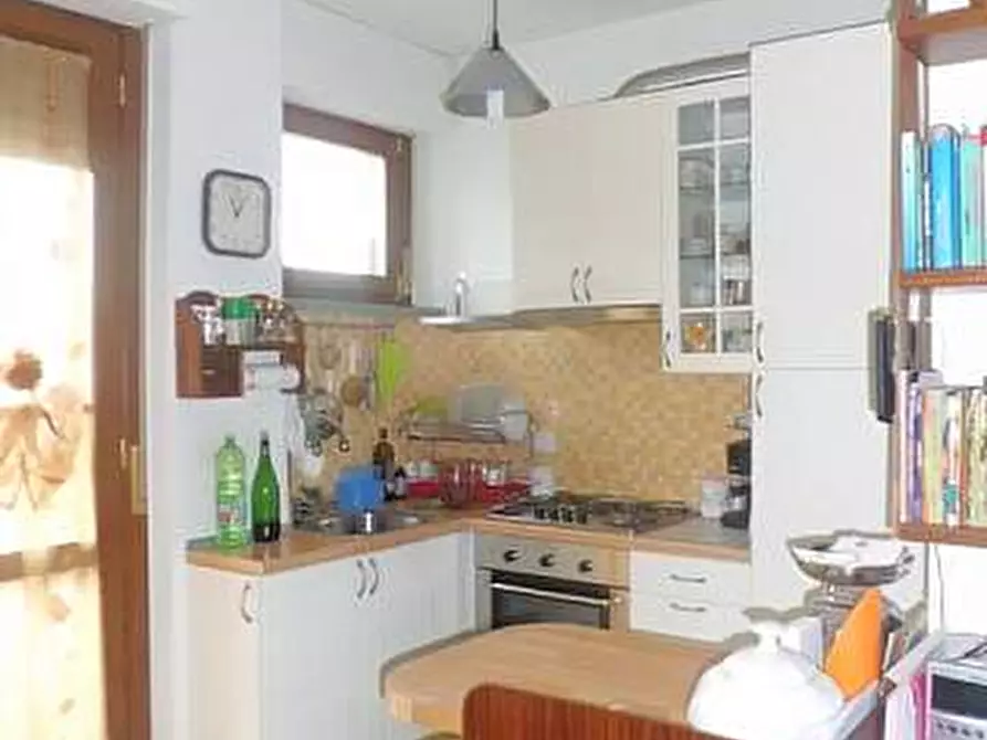 Immagine 4 di Appartamento in vendita  a Cascina